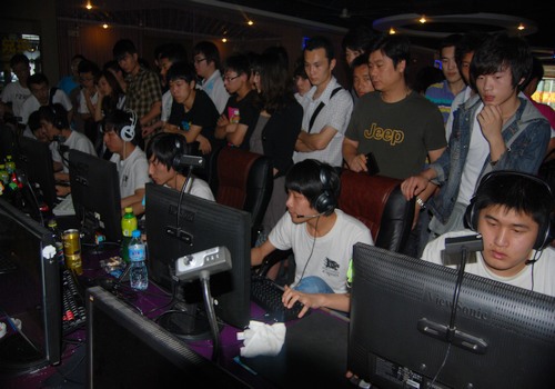 传闻：NAVI将签约Maynter参加2026赛季LEC