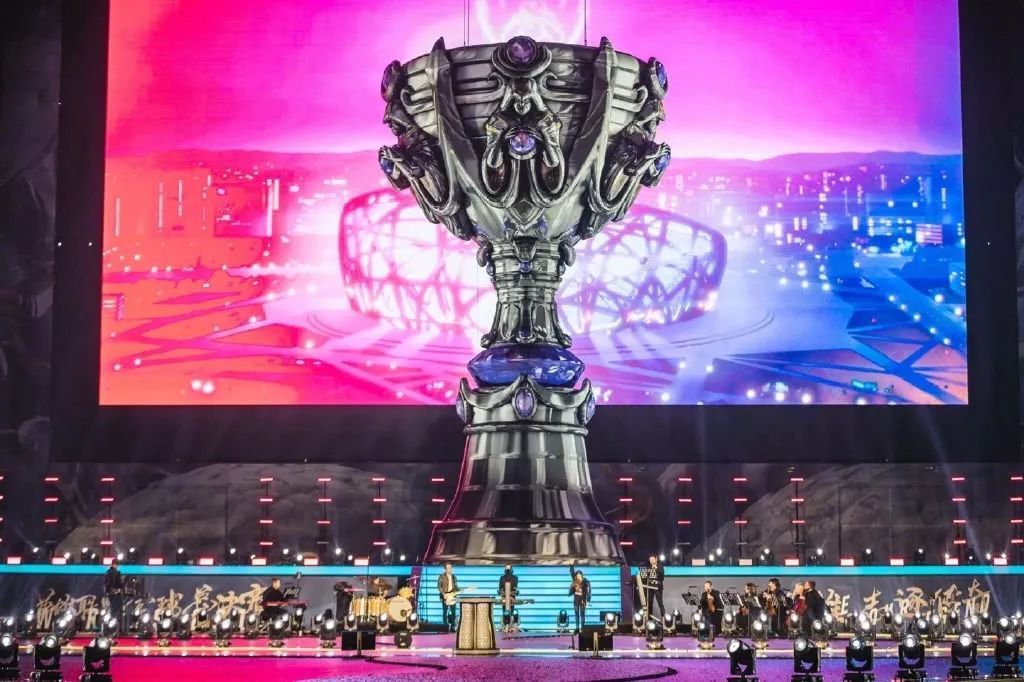 G2 3-1 BDS：两度落后七千经济大逆转，G2力克BDS打进决赛