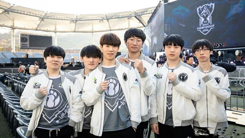 坚守阵地，韩媒曝Deft很可能留在HLE