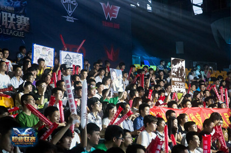 CSGO：精彩戏码轮番上演！IEM卡托维兹今日看点